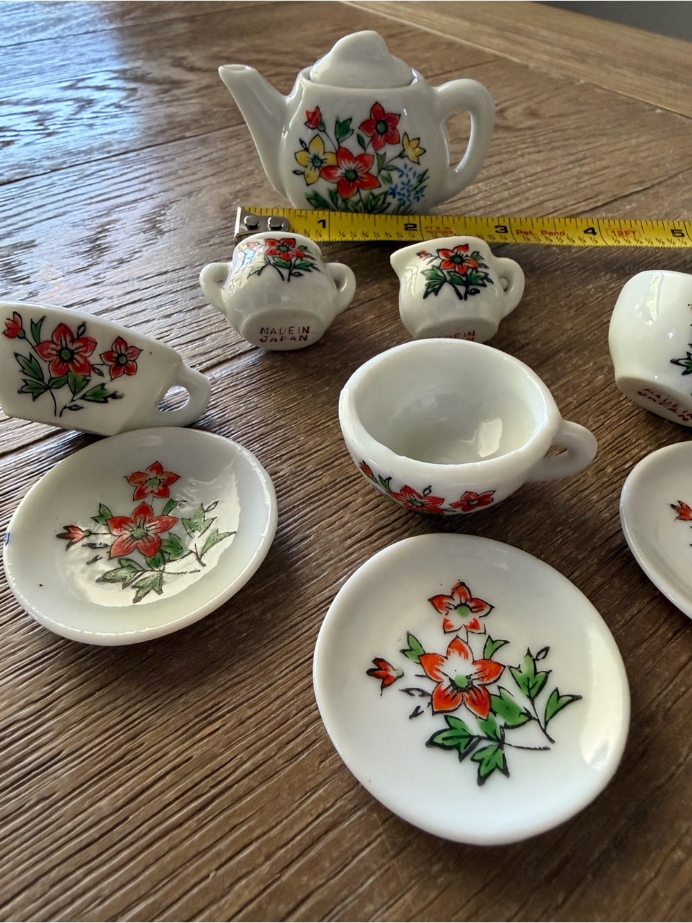 Vintage Miniature Porcelain Tea Set Made in Japan, Floral Pattern, 12 piece, EUC - Picture 9 of 14